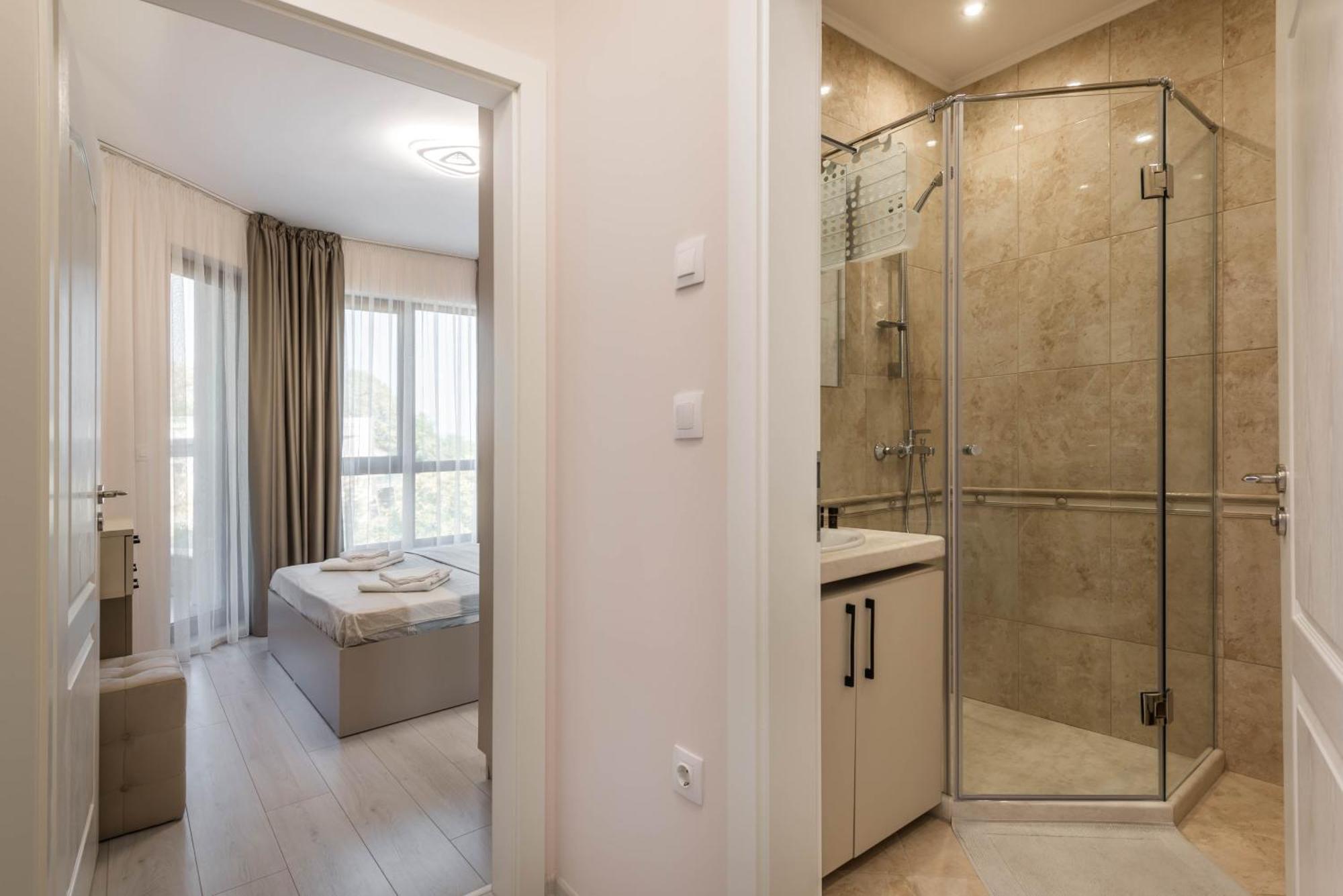 Luxurious And Panoramic Apartments At The Beach In La Mer Complex Sables d'or Extérieur photo